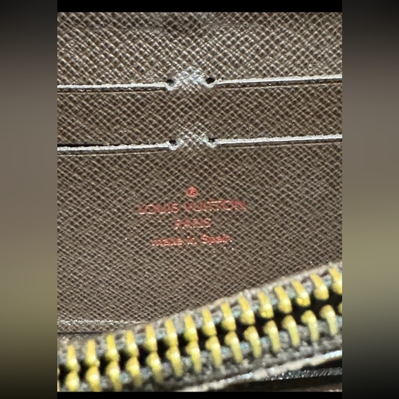 VTG Louis Vuitton Damier Zippy zip wallet - Picture 5 of 12